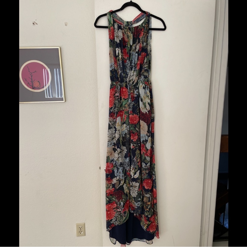 Alice + Olivia maxi dress evening gown. Navy base with floral design. Low back